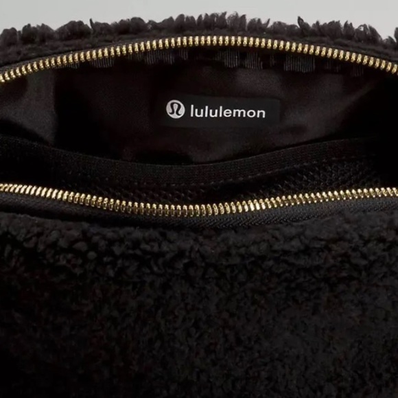 Everywhere BELT BAG Fleece black Fanny Pack LAST CHANCE Lululemon - Picture 10 of 16